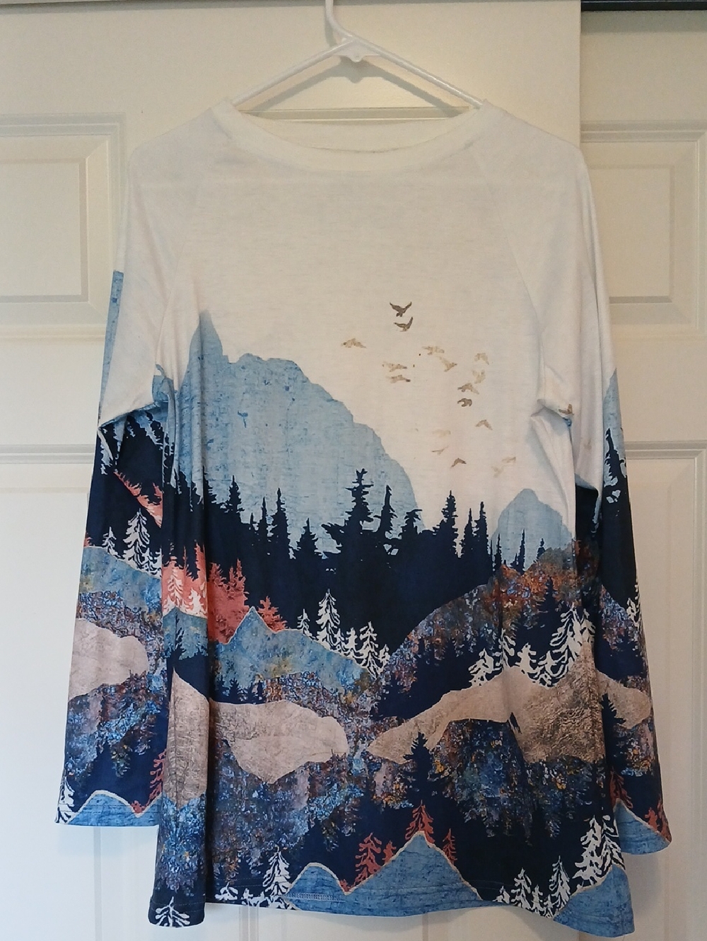 Mountain Landscape Long Sleeve Tee in Blue, Navy, Coral